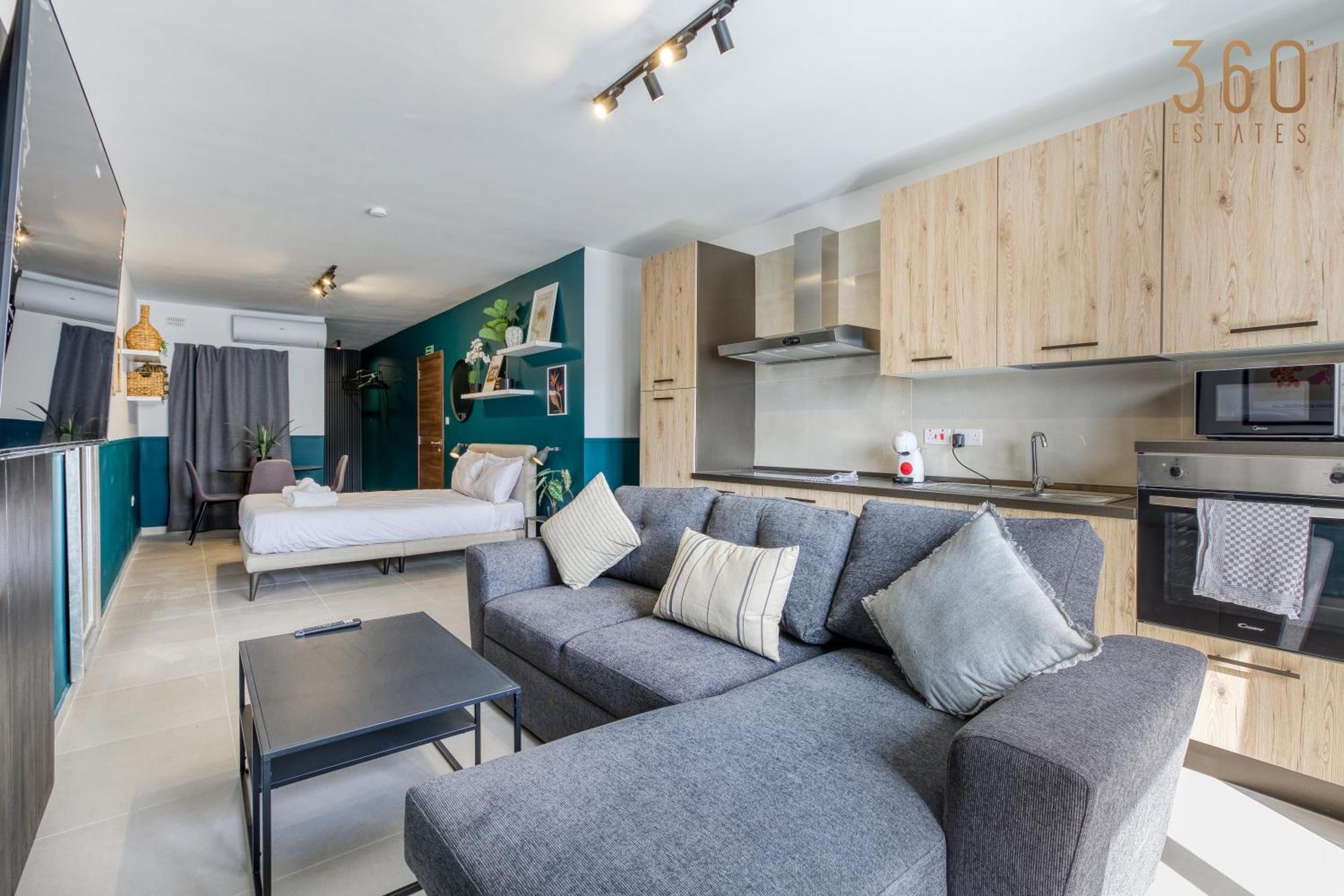Urban Square Elite Suites By 360 Estates Pieta Екстер'єр фото