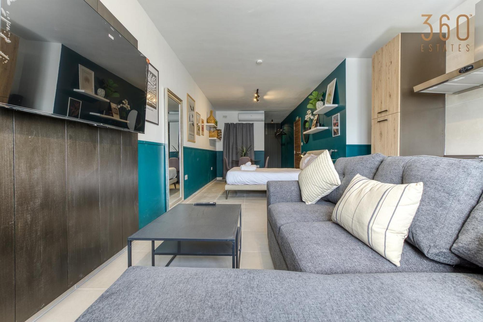 Urban Square Elite Suites By 360 Estates Pieta Екстер'єр фото